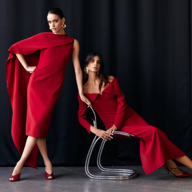 Happy to Wear FW 25-26 kampanyası için Ece Şişik styling çalışması
